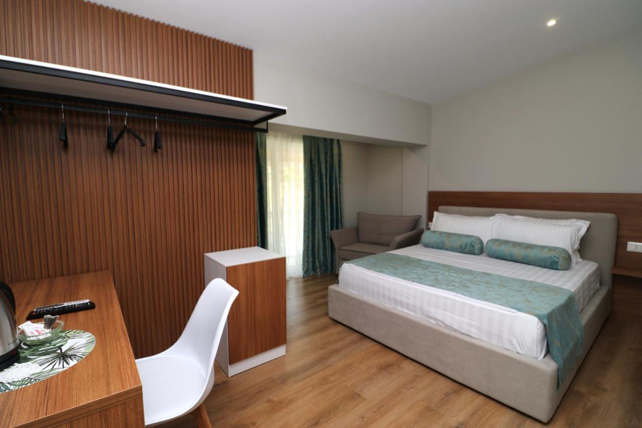 Vila Elarad Vlorë 外观 照片
