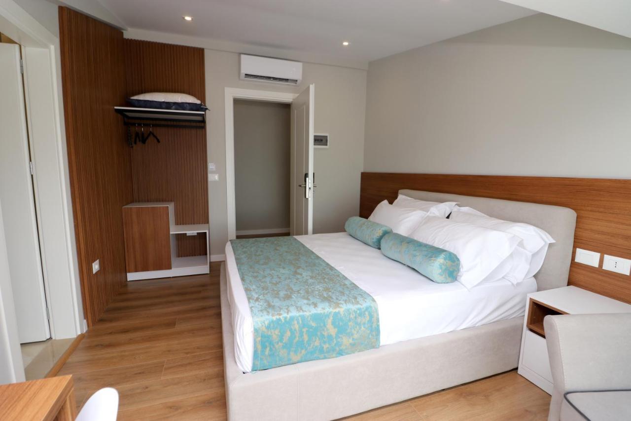 Vila Elarad Vlorë 外观 照片